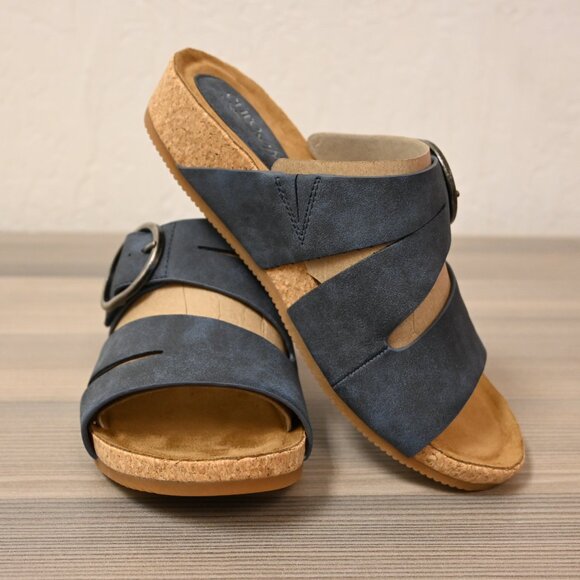 Eurosoft Gia Wedge Sandal - Picture 6 of 8